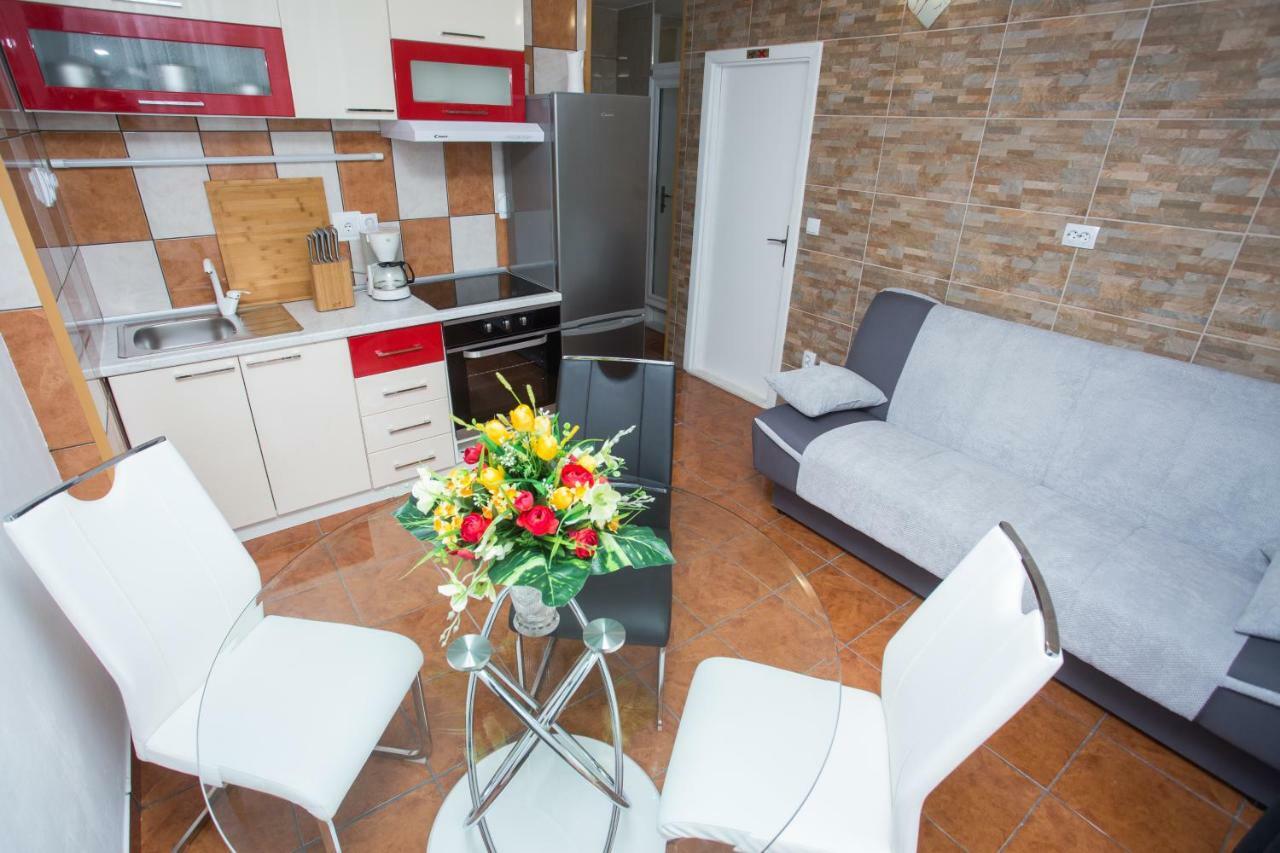 Apartmani Maras Спліт Екстер'єр фото